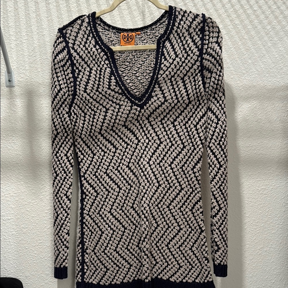 Tory Burch Blue and Cream Women's Sweater